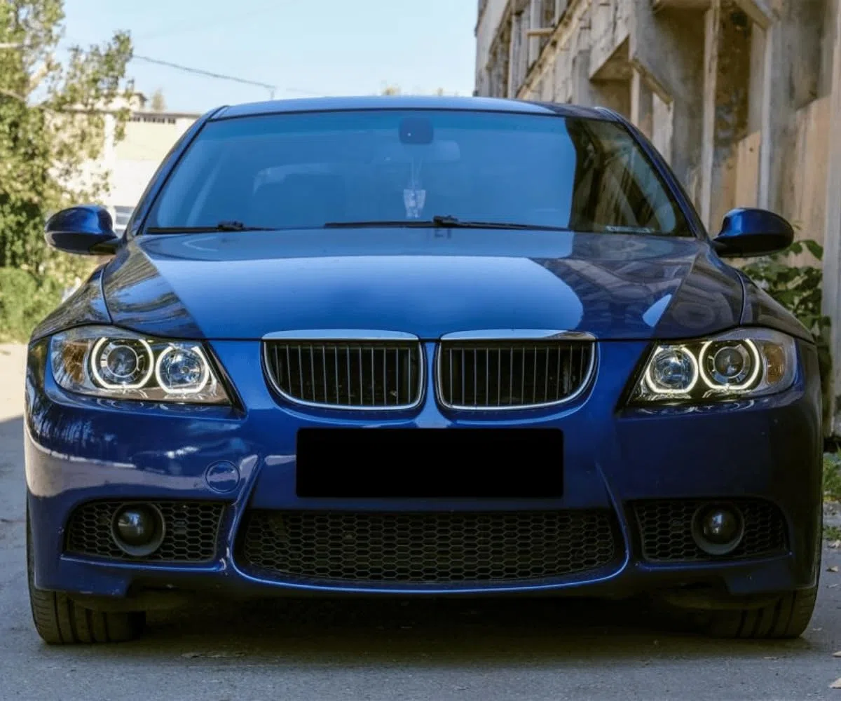 LED Angel Eyes Scheinwerfer Set in schwarz für BMW E90/E91 03.2005-08.2008